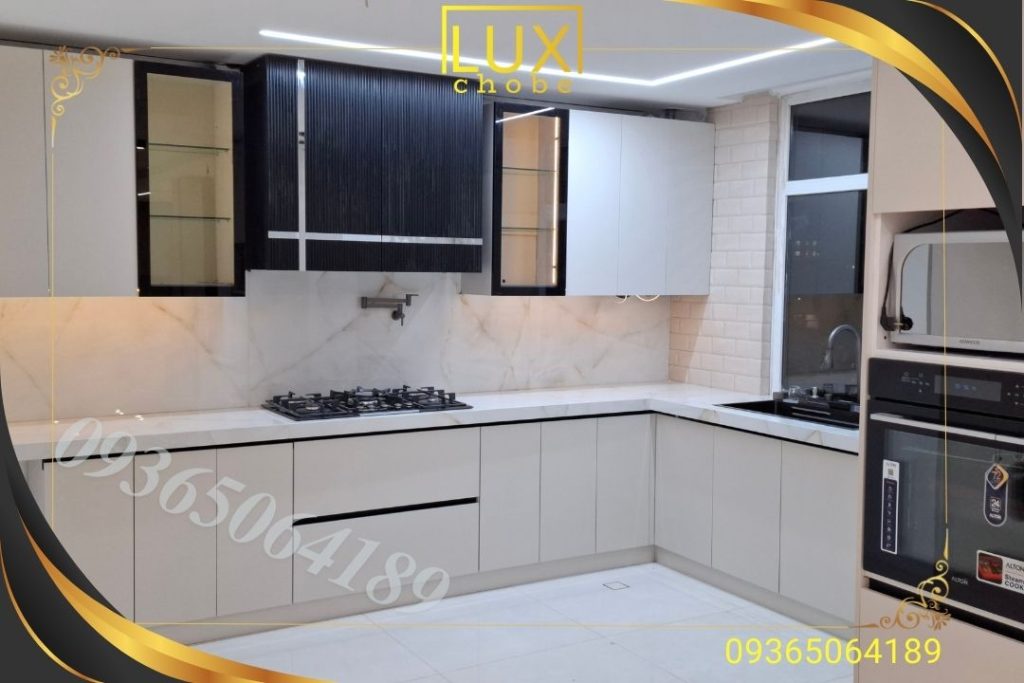 بازسازی آشپزخانه و اجرای کابینت جذاب سفید